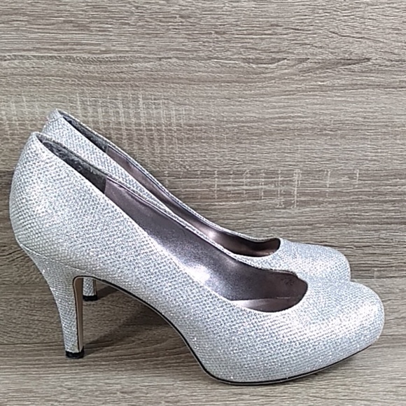silver round toe heels